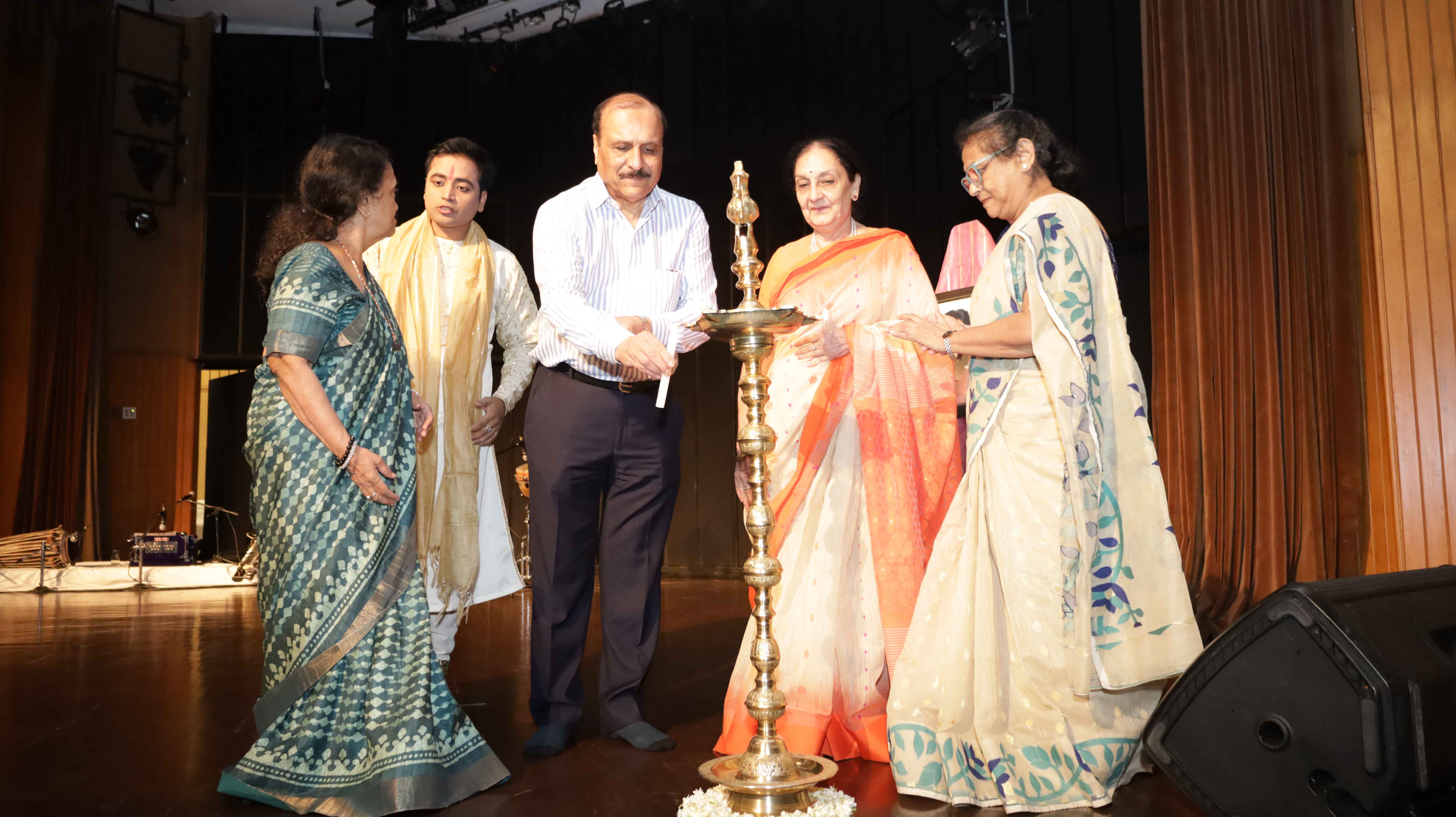 Routes 2 Roots pays tribute to Legendary Kathak exponent at “Koshish” event
