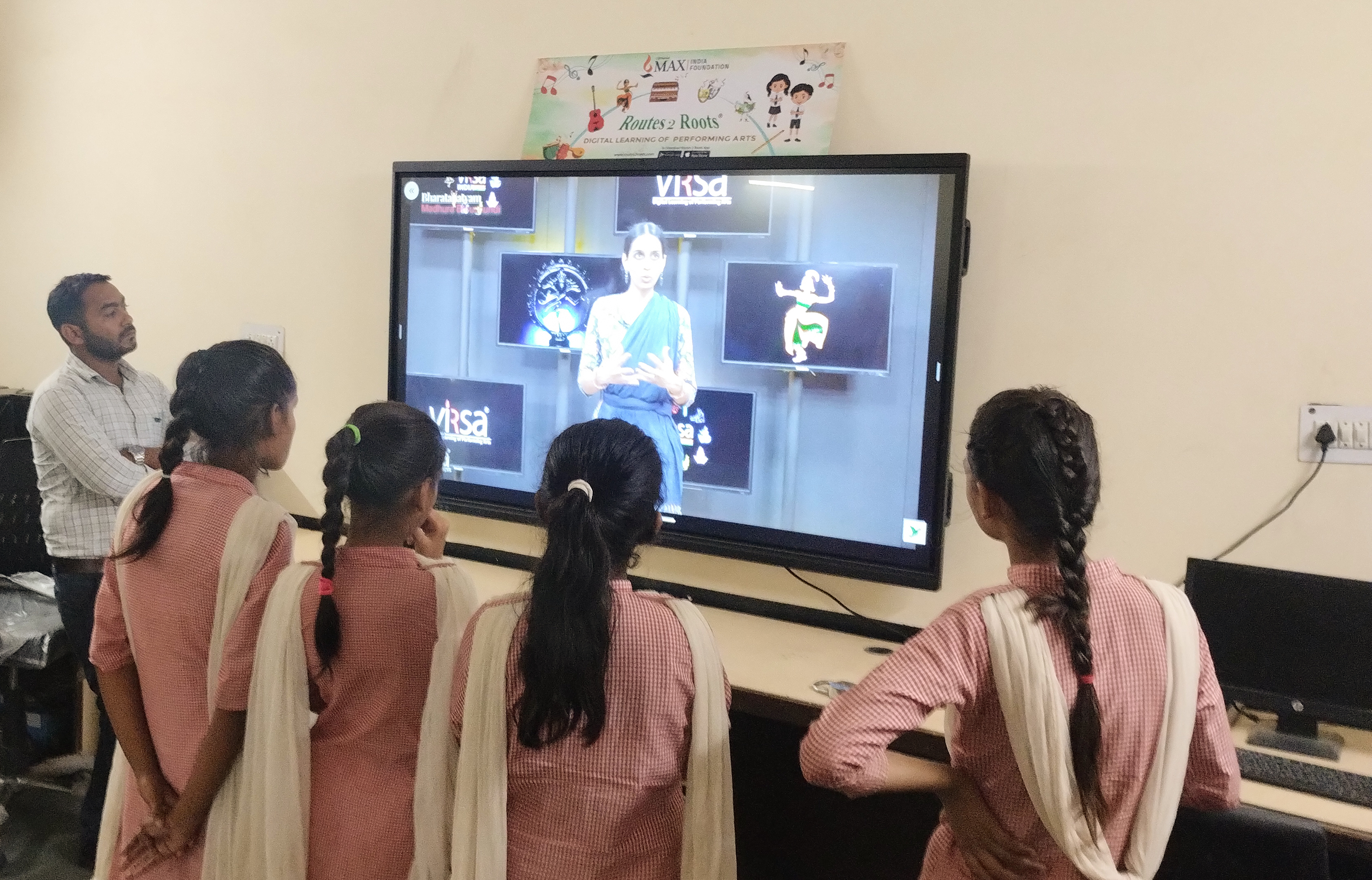 Max India Foundation supports Routes 2 Roots in empowering Gurugram schools with Digital Learning